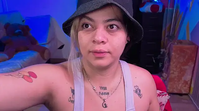 Cuttiealice online show from 11.03.25