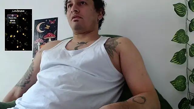 Snapshot of Dany_milk chatting on 05.26.26 Dany milk online show from 05.26.26
