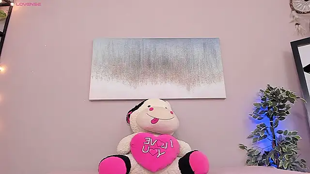 Briana Wells  online show from 02.01.26