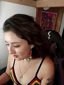 Snapshot of Lilith_DeVil_ chatting on 02.20.25 Lilith DeVil online show from 02.20.25