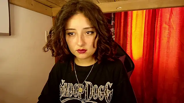 Snapshot of Lilith_DeVil_ chatting on 02.25.25 Lilith DeVil online show from 02.25.25