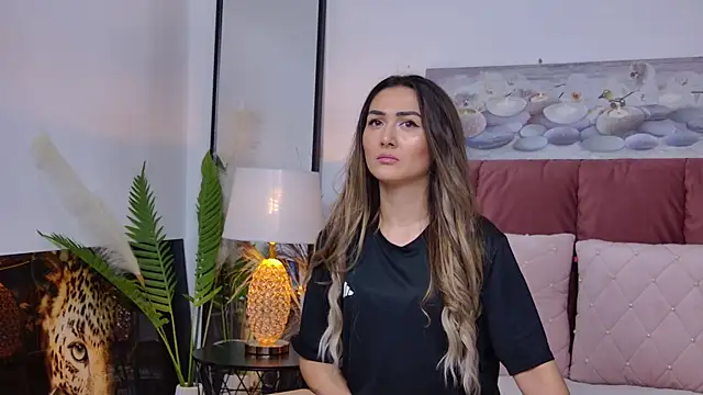 NicolLopeze online show from 01.28.25