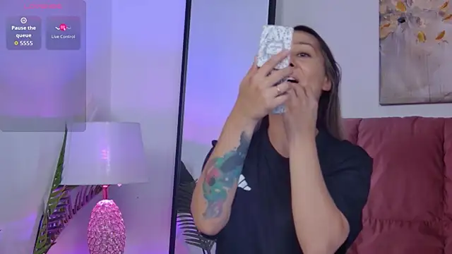 NicolLopeze online show from 09.15.25