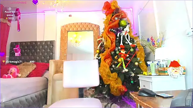 Snapshot of Samra_Naugthy chatting on 01.01.25 Samra Naugthy online show from 01.01.25