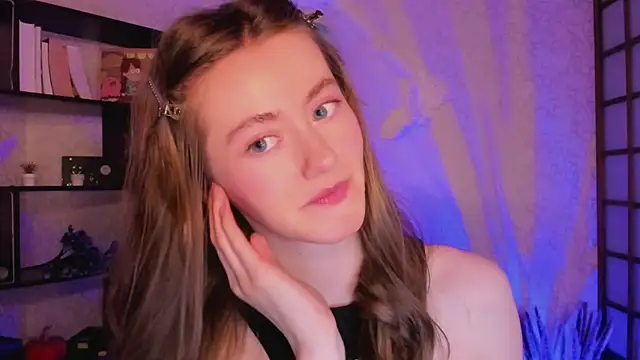 KateCuddle online show from 12.09.24