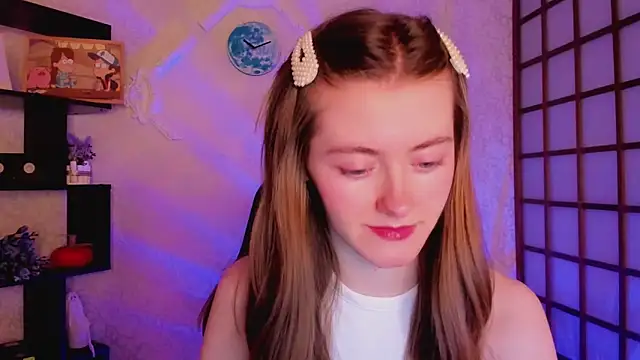 KateCuddle online show from 12.12.24