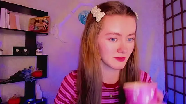 KateCuddle online show from 12.23.24