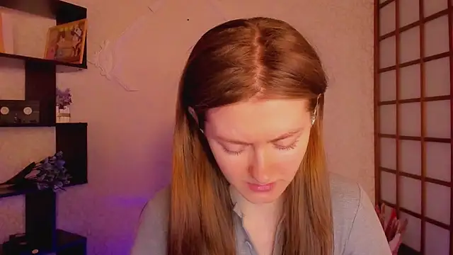 KateCuddle online show from 02.20.25