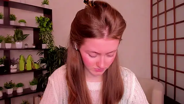 KateCuddle online show from 09.19.25