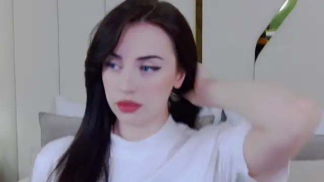 Betty Bridge online show from 02.25.26