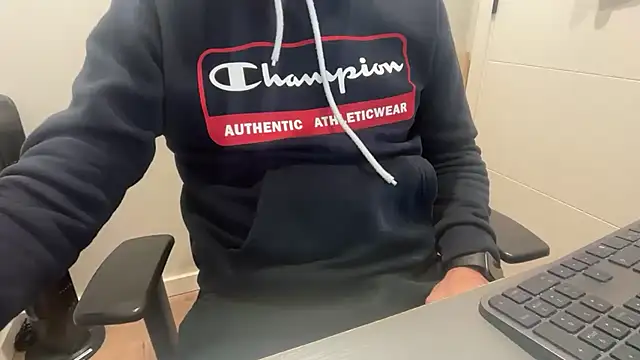 Snapshot of rickyi2023 chatting on 03.30.26 rickyi2023 online show from 03.30.26