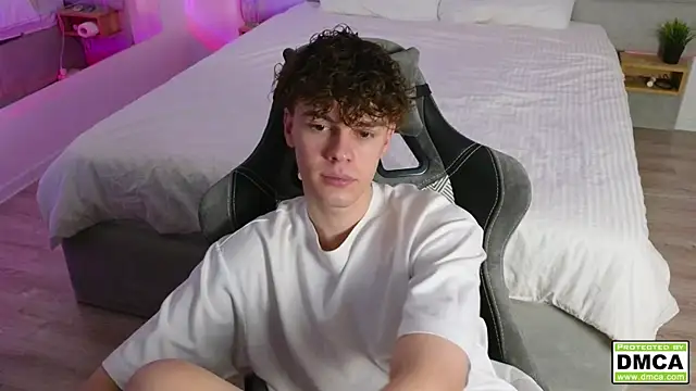 cute thomas online show from 12.07.24