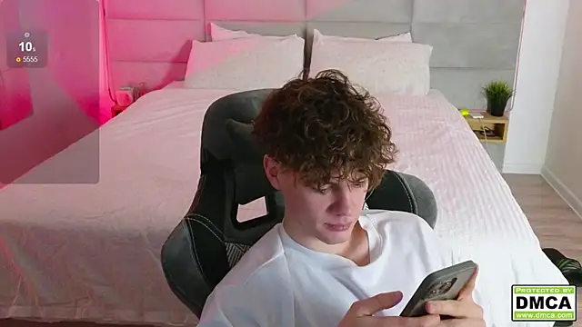 cute thomas online show from 01.30.25