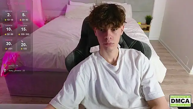 cute thomas online show from 02.12.25