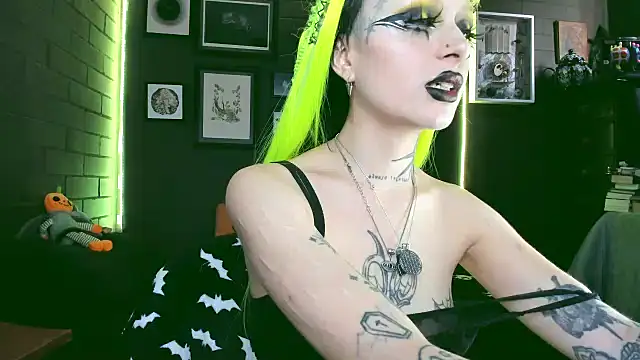 insania 9999  online show from 02.19.25