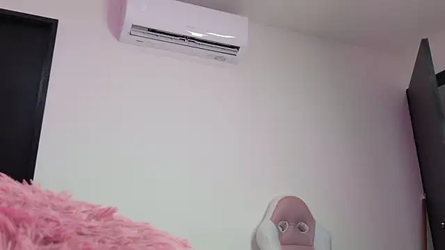 Snapshot of celeste_sea chatting on 06.04.26 celeste sea online show from 06.04.26