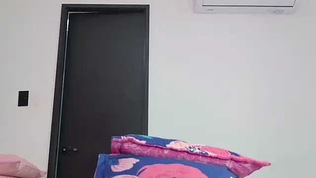 Snapshot of celeste_sea chatting on 06.28.26 celeste sea online show from 06.28.26