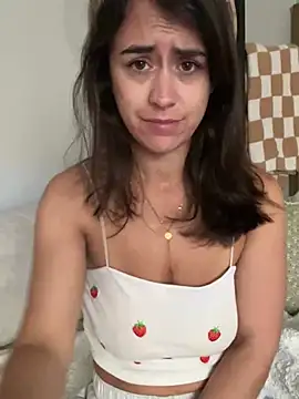 Snapshot of Wetbabygirlxo chatting on 01.31.25 Wetbabygirlxo online show from 01.31.25