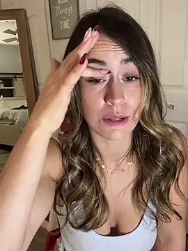 Snapshot of Wetbabygirlxo chatting on 10.30.25 Wetbabygirlxo online show from 10.30.25