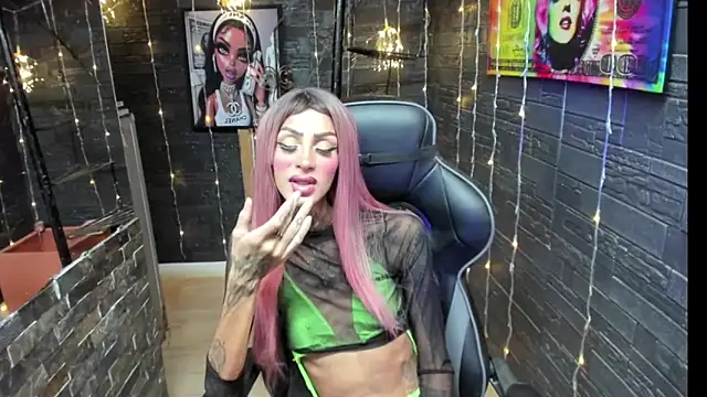 kissingdevil online show from 03.03.26