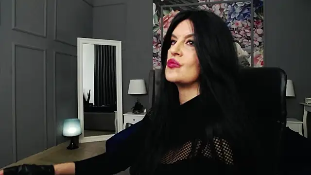 DomMelissaW online show from 12.16.24