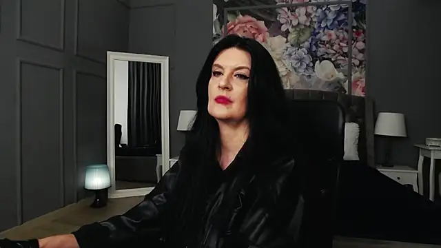 DomMelissaW online show from 02.22.25