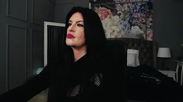 DomMelissaW online show from 09.24.25