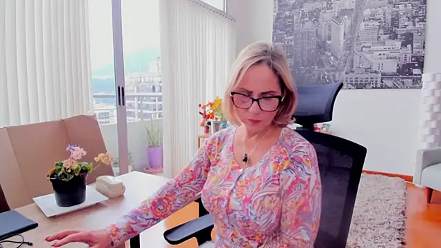 Snapshot of jane_turner chatting on 01.06.26 jane turner online show from 01.06.26