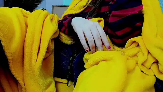 Persephoni online show from 02.10.25