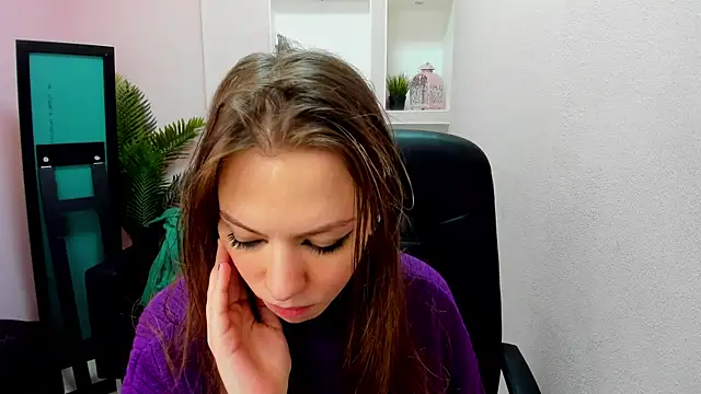 Persephoni online show from 02.16.25