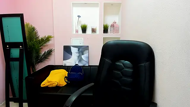 Persephoni online show from 03.15.25