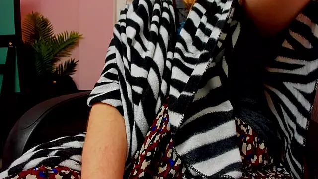 Persephoni online show from 09.13.25