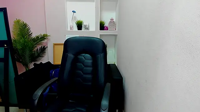 Persephoni online show from 09.22.25