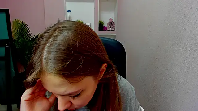 Persephoni online show from 11.17.25