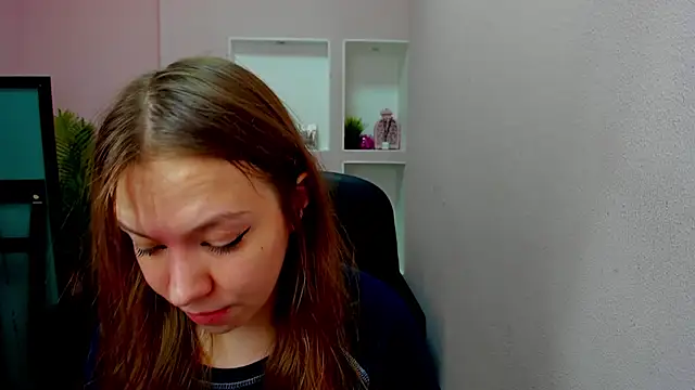 Persephoni online show from 11.22.25