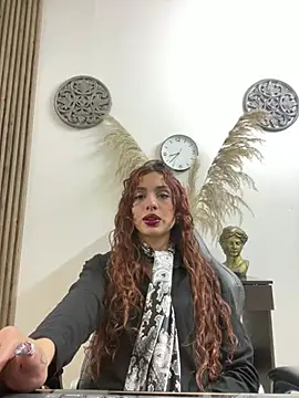 LiaVillalobos online show from 04.21.26