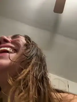 Snapshot of LeaGambit__ chatting on 02.17.25 LeaGambit online show from 02.17.25