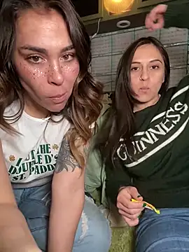 Snapshot of LeaGambit__ chatting on 03.18.25 LeaGambit online show from 03.18.25