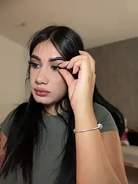 clarachanelricek online show from 12.04.24