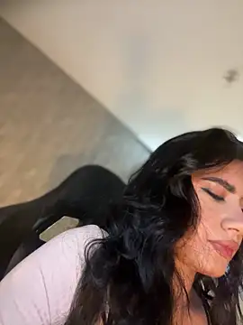 clarachanelricek online show from 12.11.24