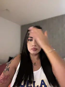 clarachanelricek online show from 12.23.24