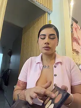 clarachanelricek online show from 05.27.26