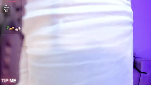 SophieBarnett online show from 04.22.26