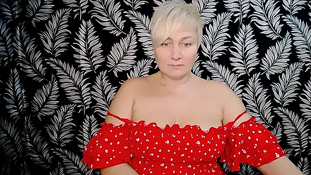 Snapshot of Olivia_playful chatting on 12.05.24 Olivia playful online show from 12.05.24