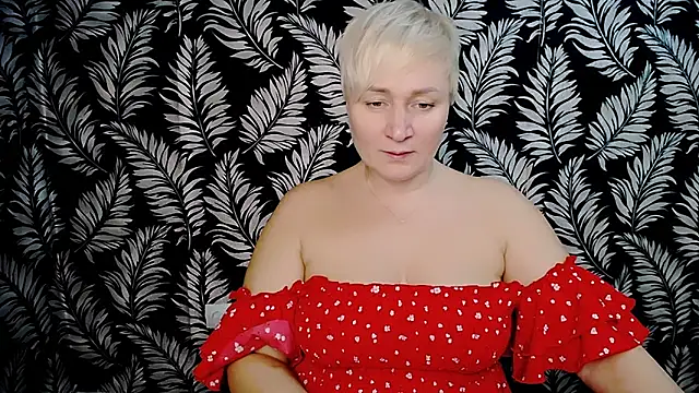 Snapshot of Olivia_playful chatting on 12.20.24 Olivia playful online show from 12.20.24