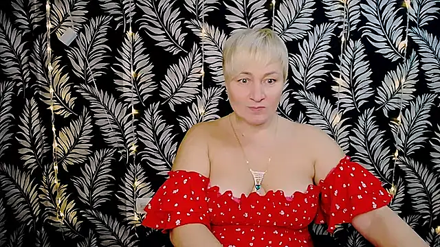 Snapshot of Olivia_playful chatting on 12.29.24 Olivia playful online show from 12.29.24