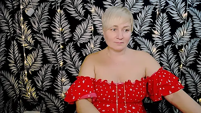 Snapshot of Olivia_playful chatting on 12.29.24 Olivia playful online show from 12.29.24