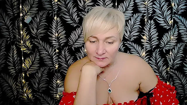 Snapshot of Olivia_playful chatting on 01.05.25 Olivia playful online show from 01.05.25