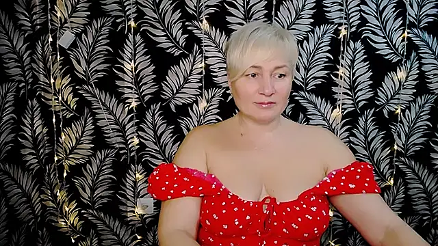 Snapshot of Olivia_playful chatting on 02.01.25 Olivia playful online show from 02.01.25