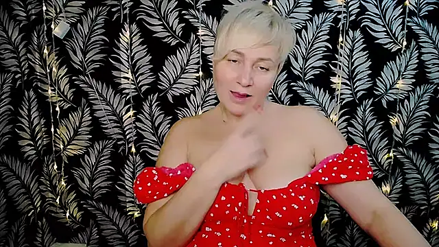 Snapshot of Olivia_playful chatting on 02.01.25 Olivia playful online show from 02.01.25